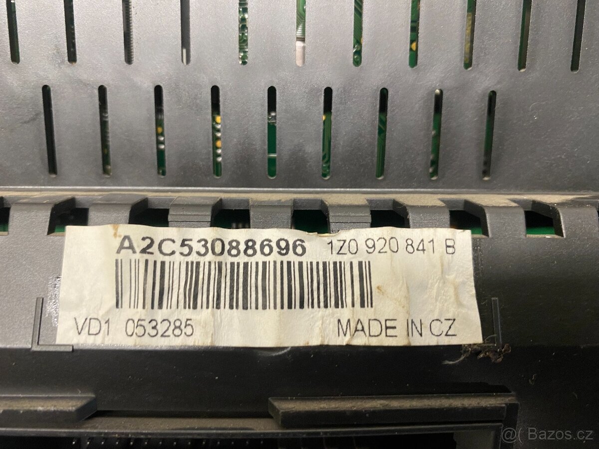 ŠKODA OCTAVIA 2 04-13 - BUDÍKY BENZÍN MAXIDOT 1Z0 920 841 B - 4