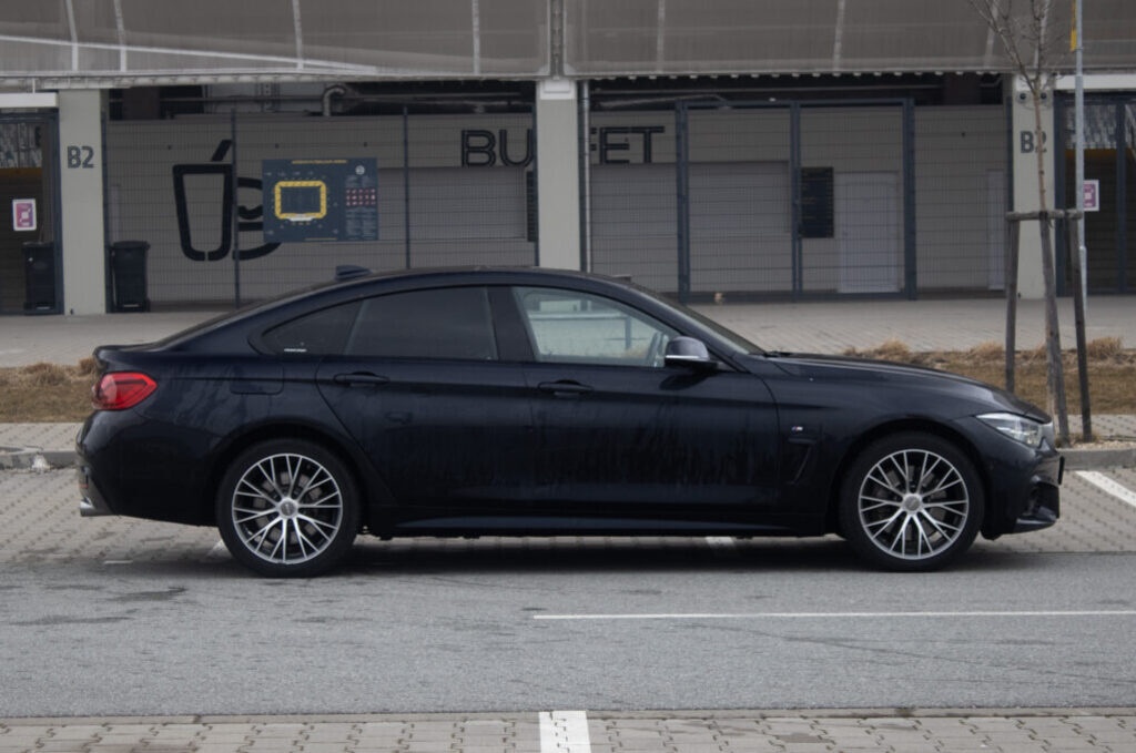 BMW 440i xDrive z roku 2018 - 4