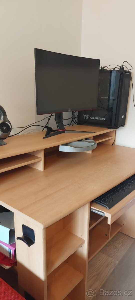 PC stůl - 4