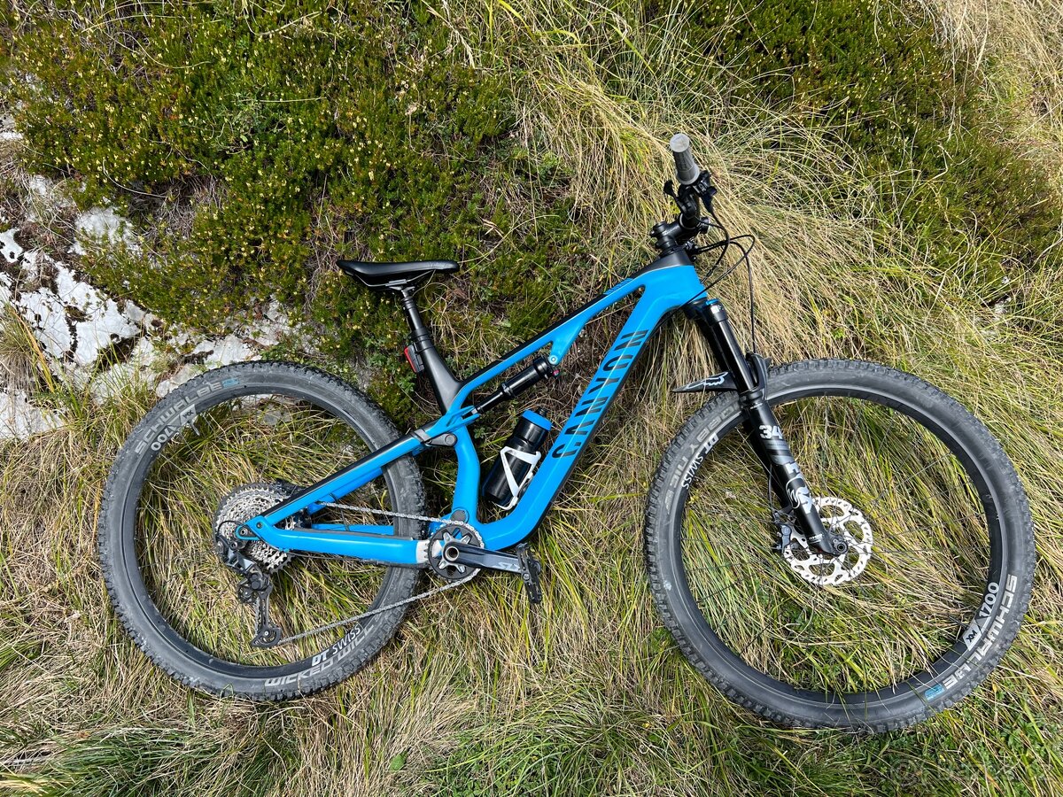 Prodám Canyon Neuron CF 8 2022 FOX 34 SHIMANO SLX - 4