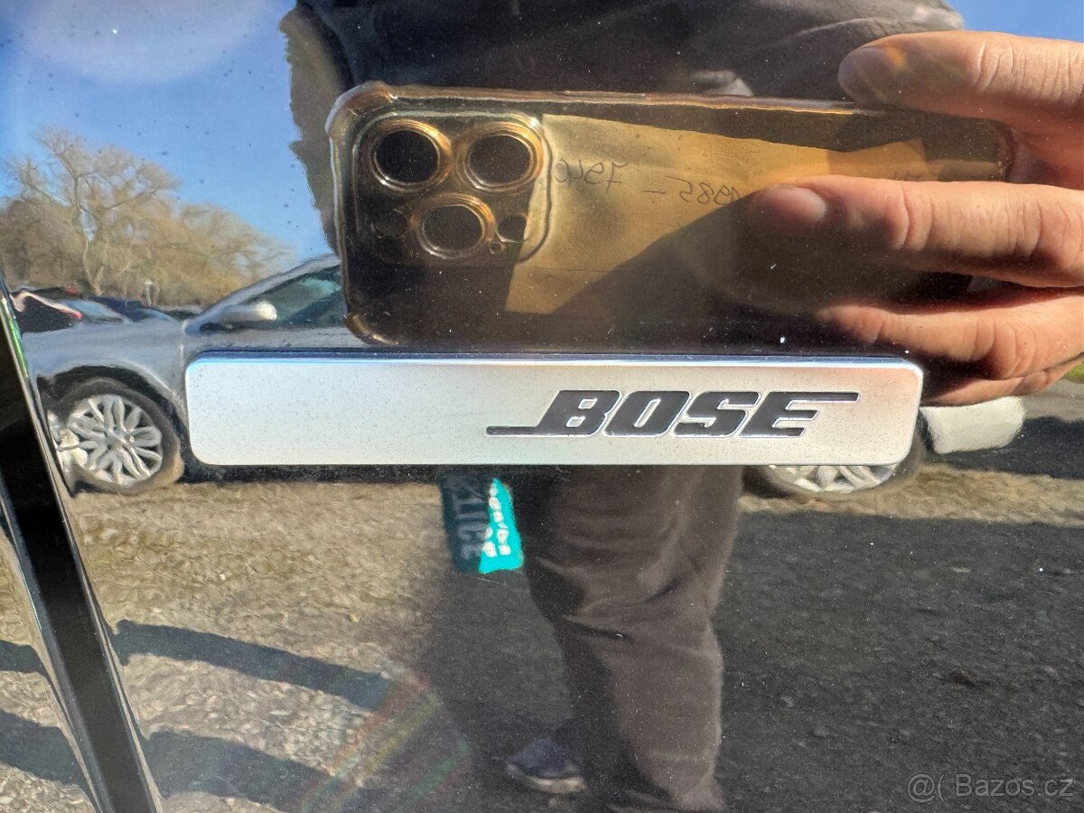 RENAUL MÉGANE 2012 KOMBI 96kw SERVISKA BOSE TOP STAV - 4