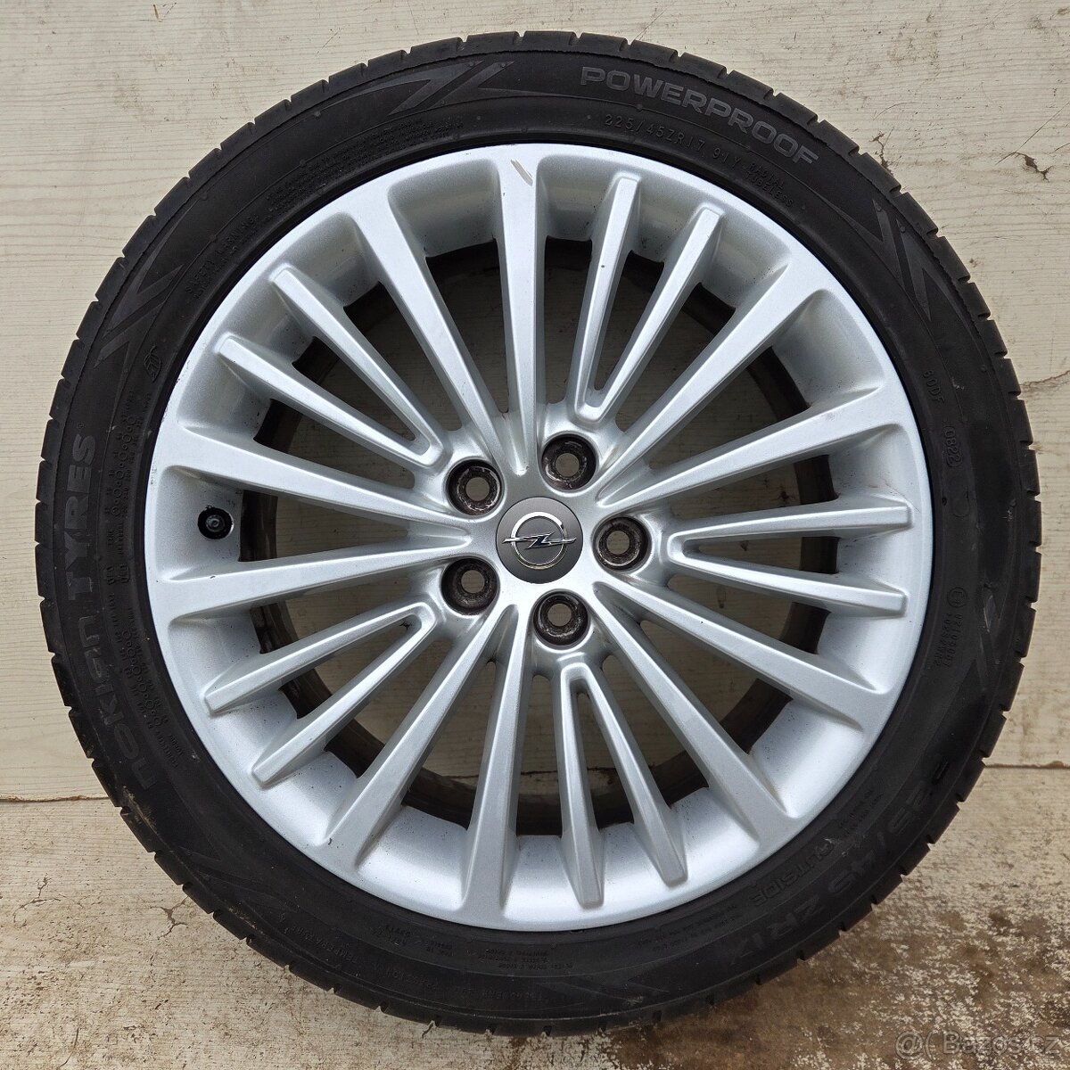Alu kola Opel Astra K 17" 5x105, letní Nokian 225/45R17 - 4