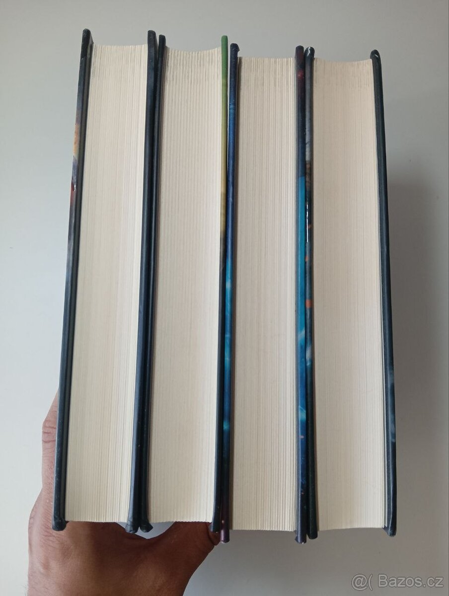 Ohnivá křídla 1-4 - Tui Sutherland - 4