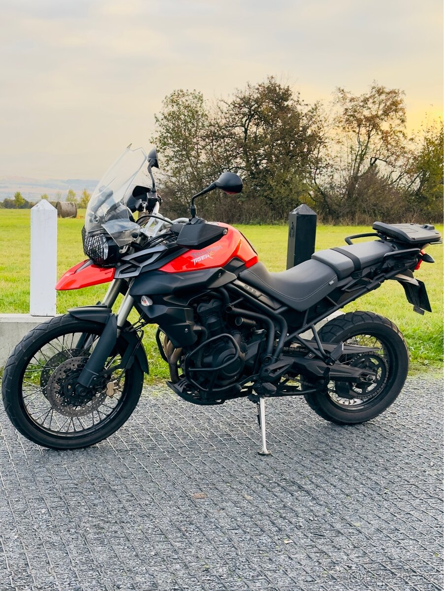 TRIUMPH TIGER 800 XC - 4
