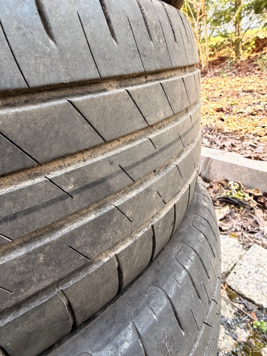 Letní pneumatiky GoodYear Efficient grip 215/60/16 - 4