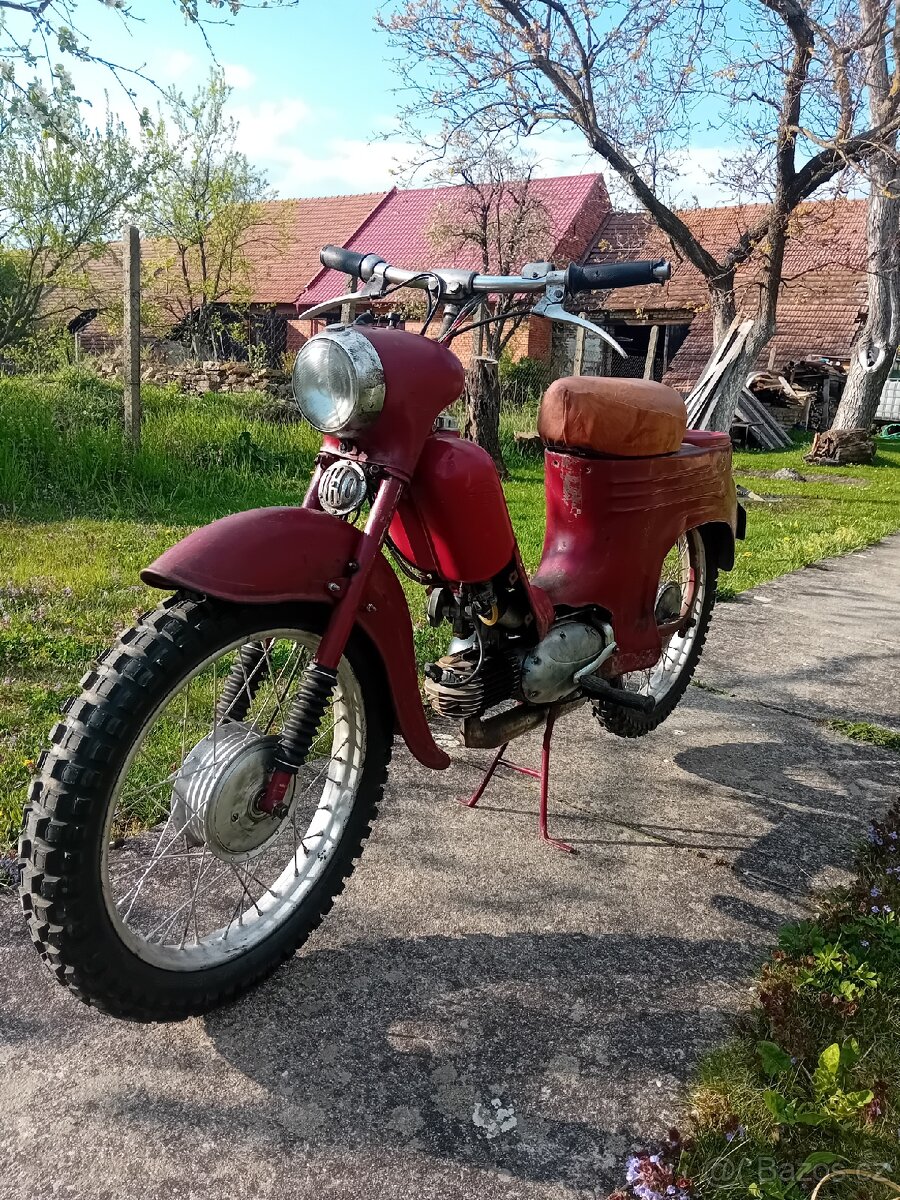 Jawa 555 - 4
