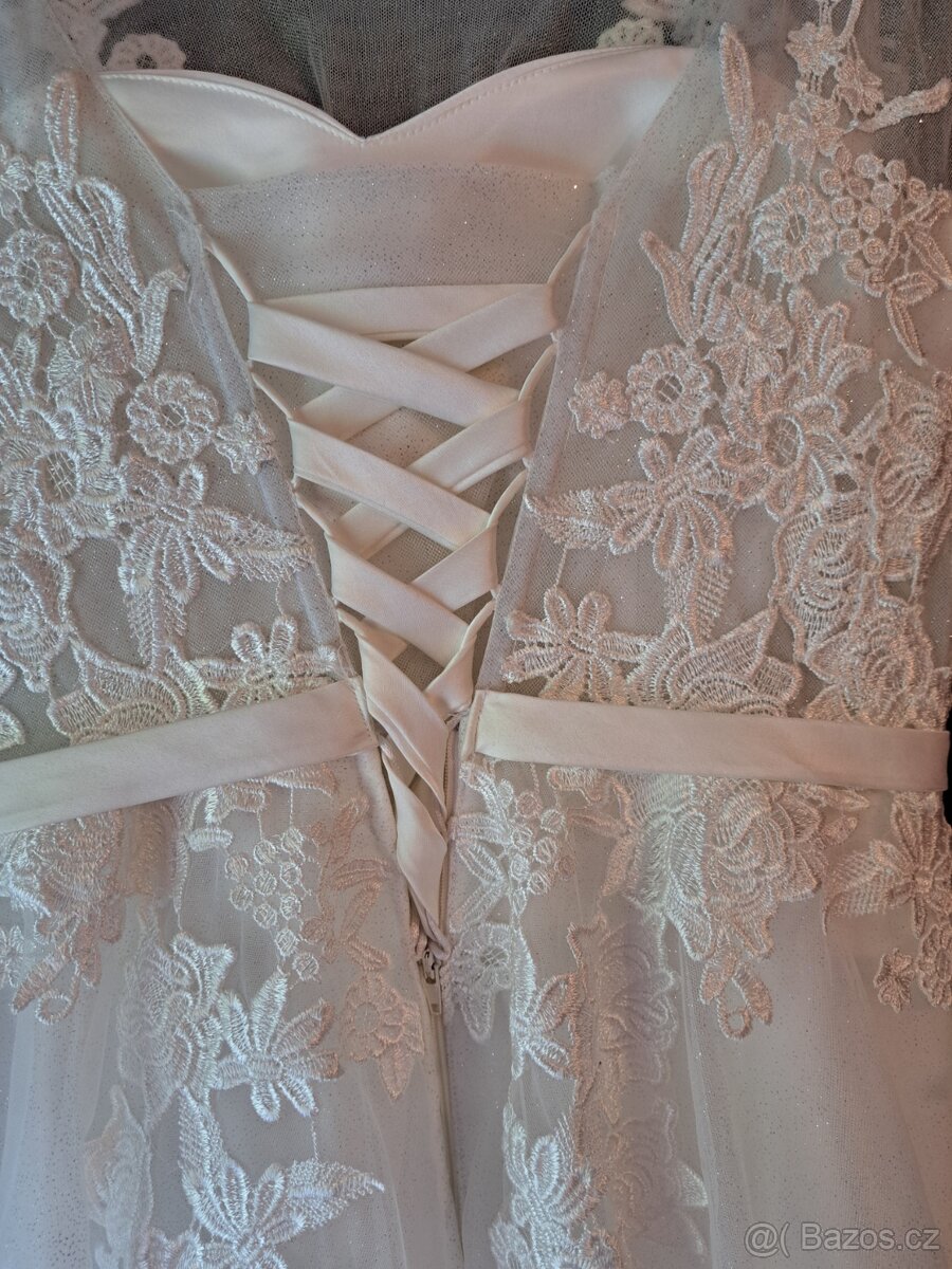 Svatební šaty - 4