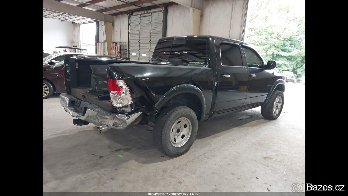 Dodge RAM 1500 5.7 v8 2016 4x4 117tis mil