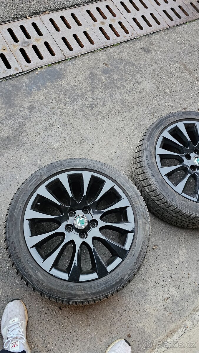 Alu kola 5x112 R17 zimní pneu DOT24 Škoda Superb - 4