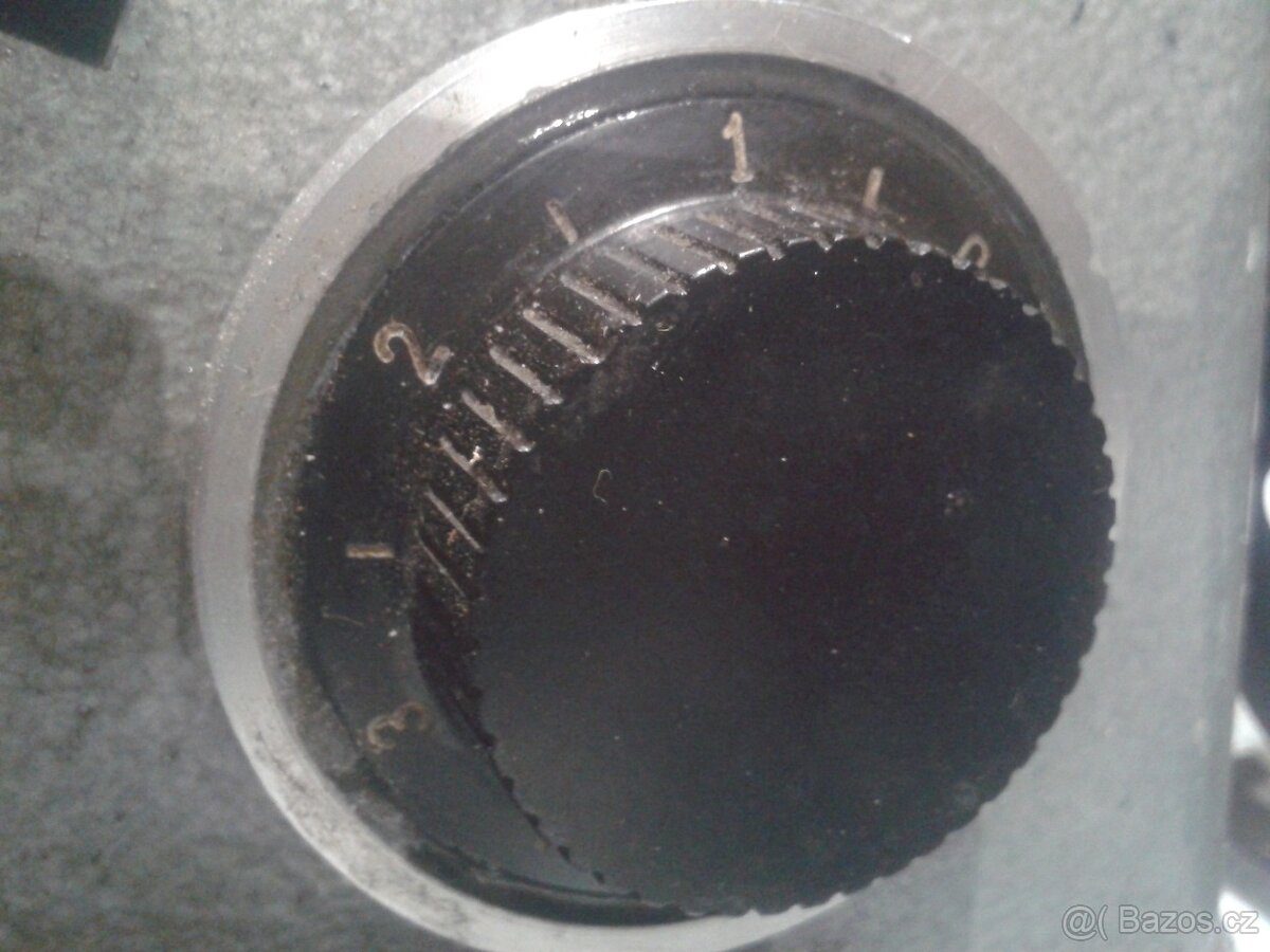 prodám šicí stroj Minerva 335 - 4