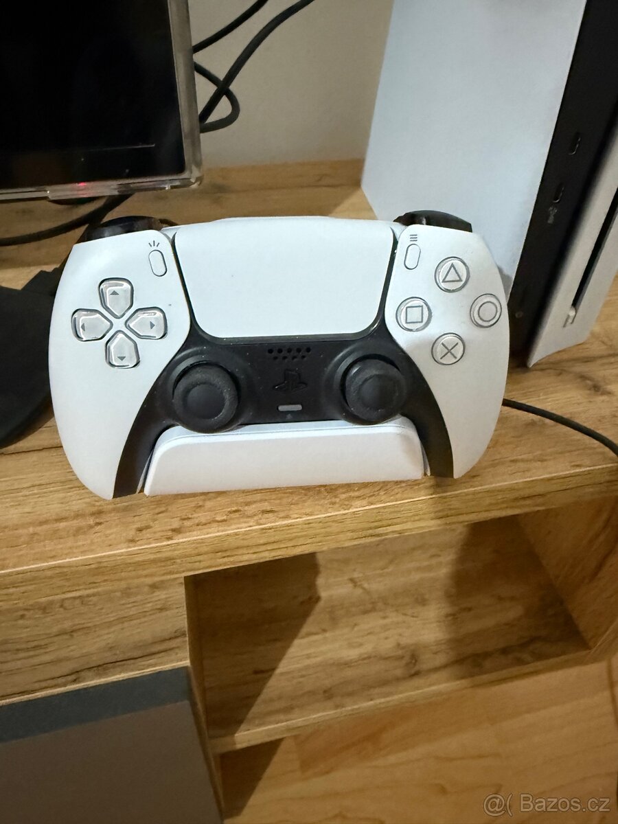PlayStation 5 s mechanikou - 4
