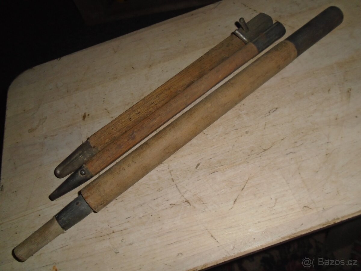 Německé vojenské, stanové kolíky a tyč Wehrmacht WH - 4