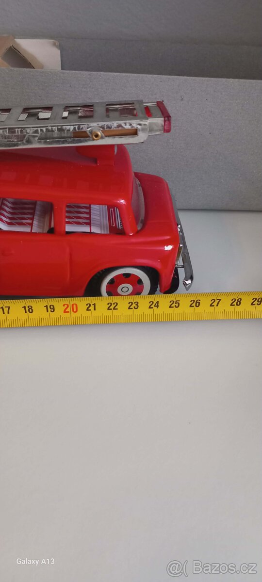 Staré plechové Hasičské auto - 4