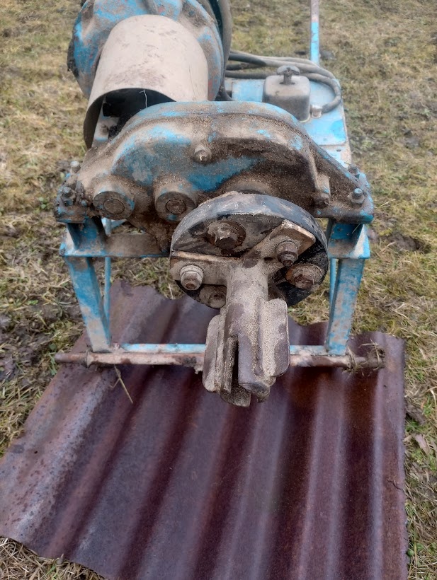 Elektrický starter zetor 25 - 4