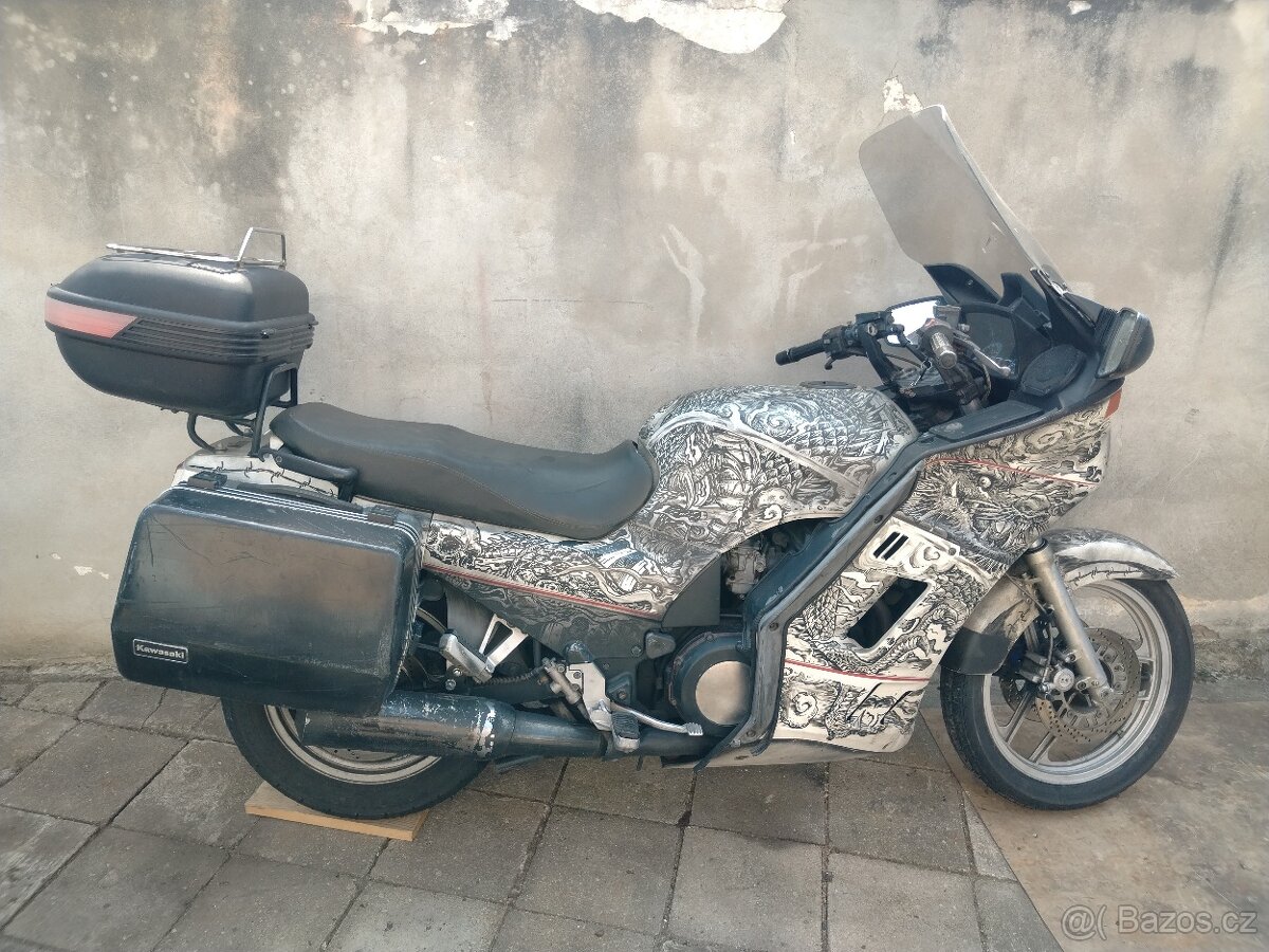 Kawasaki gtr 1000 - 4