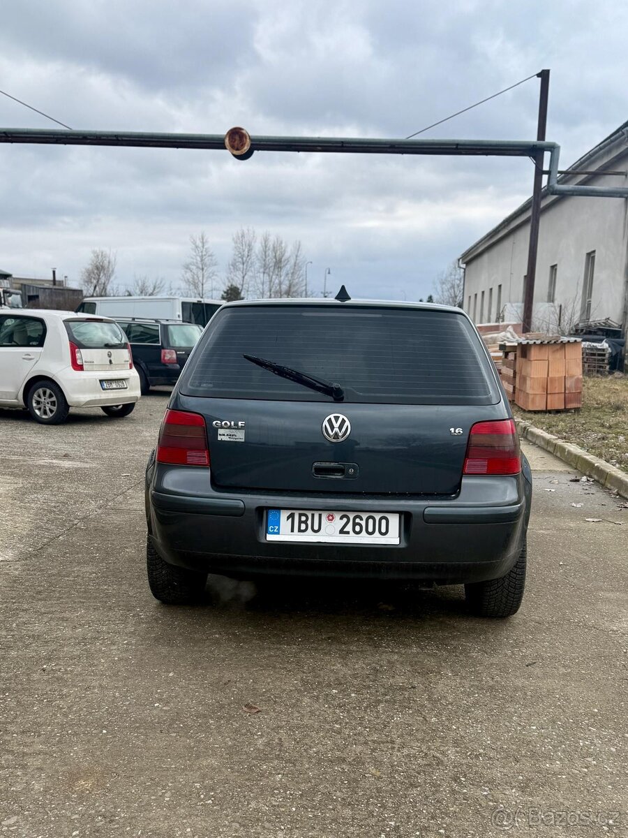 Golf 4 1.6 16V - 4