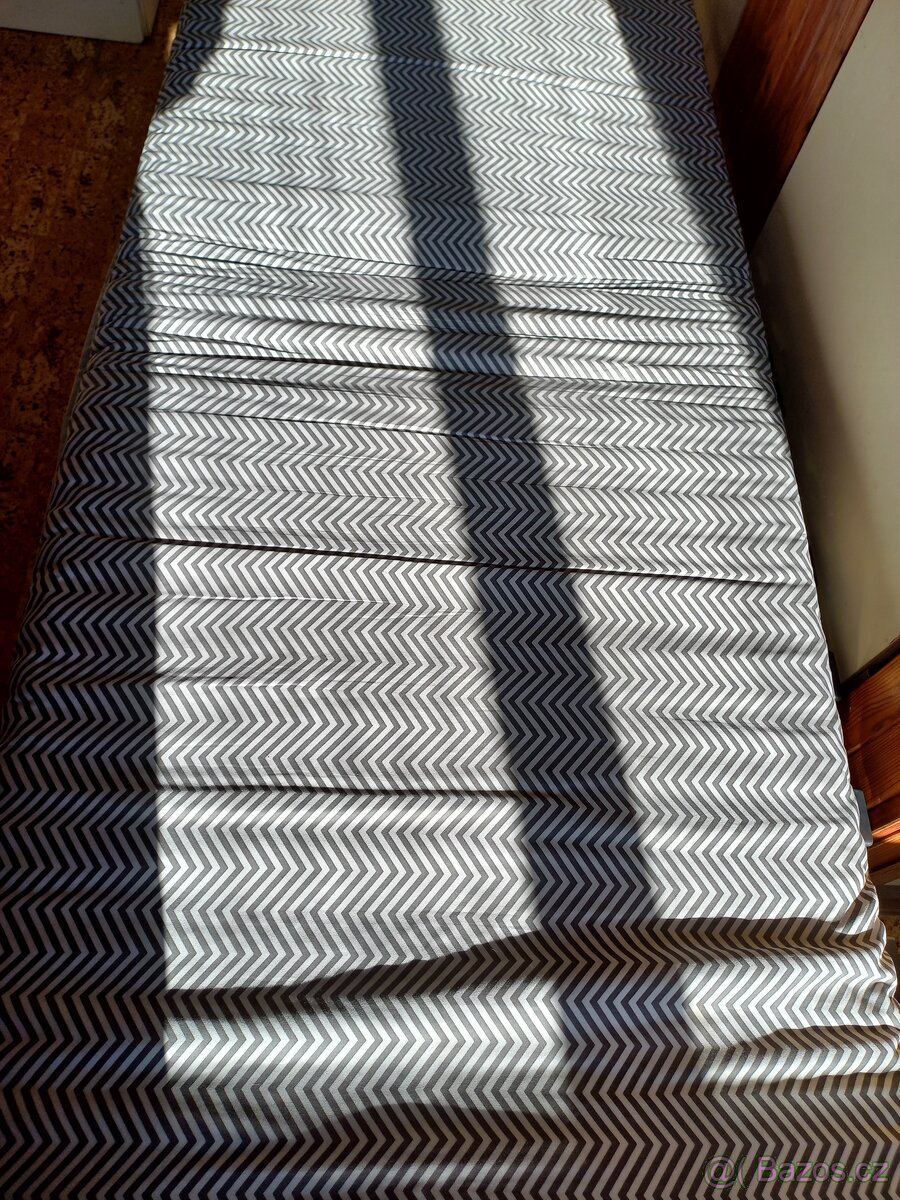 Rozkládací lůžko - 4