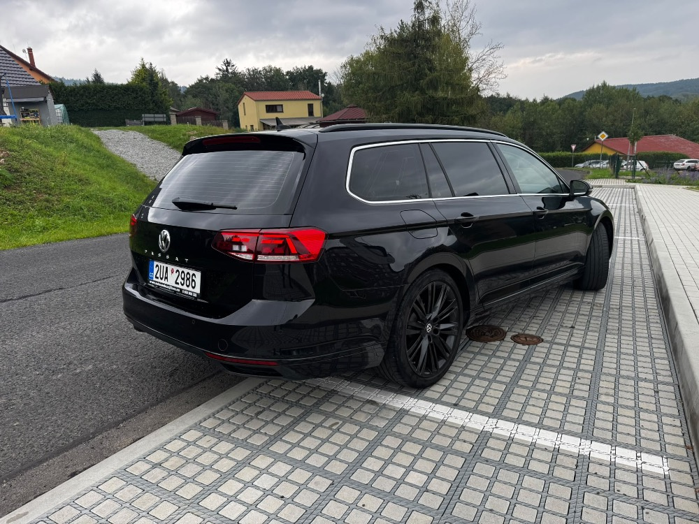 VW Passat B8.5 Variant 2.0TDI 140kW DSG - 4