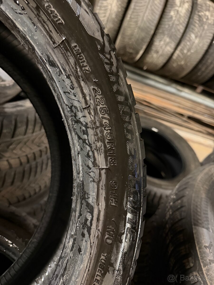 Zimní pneumatiky 225/45 R18 - 4