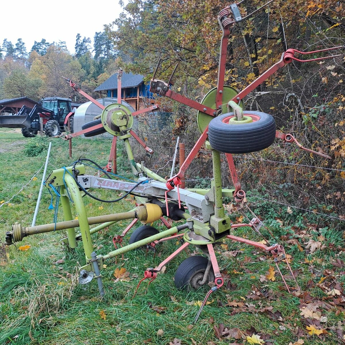 Podám obraceč Claas - 4