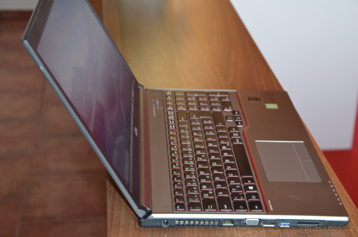 Fujitsu E754, i5/12GB/SSD 128GB/záruka - 4