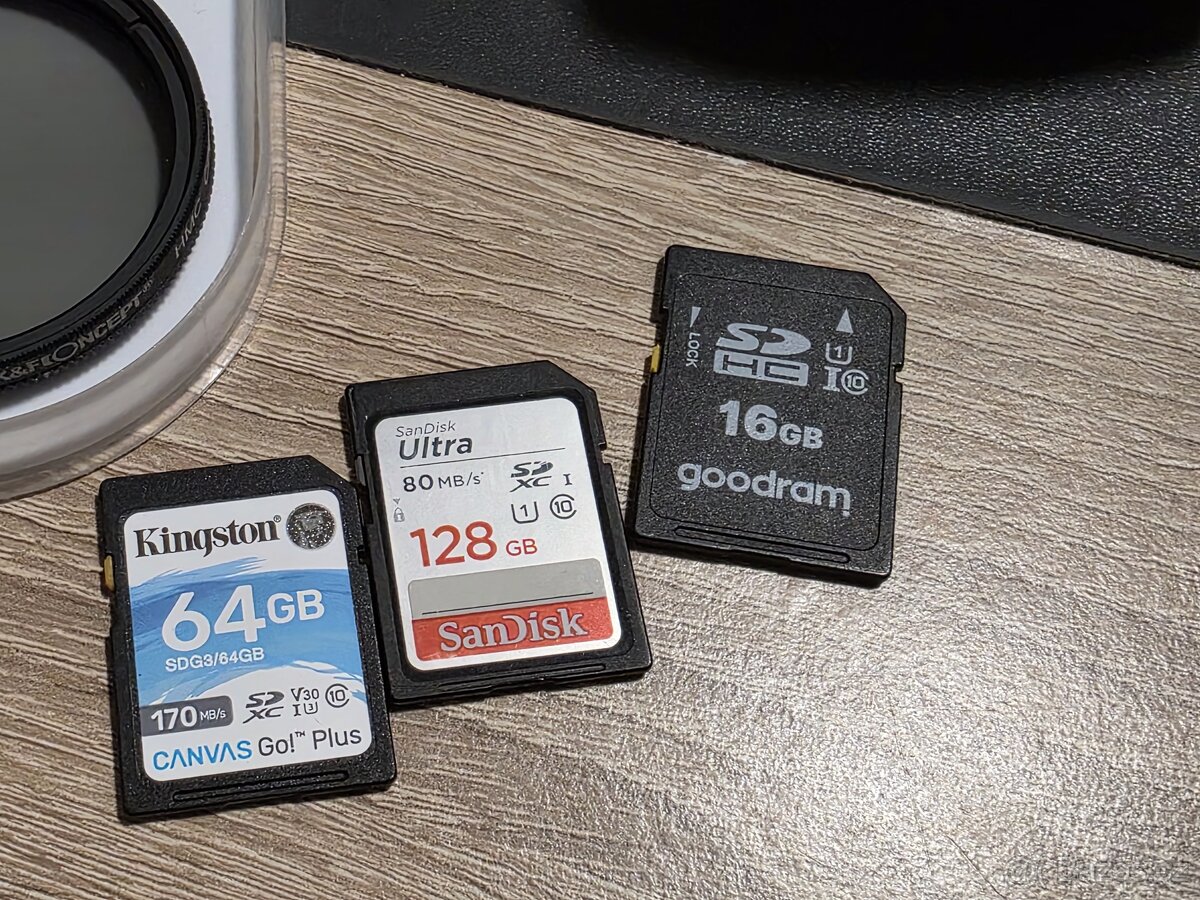 Sony A6000 + 16-50mm + 55-210mm + bohaté příslušenství - 4