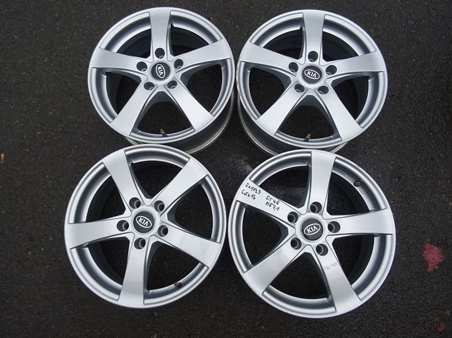 Alu disky Kia, 16", 5x114.3 , ET 48 ,šíře 6,5J - 4