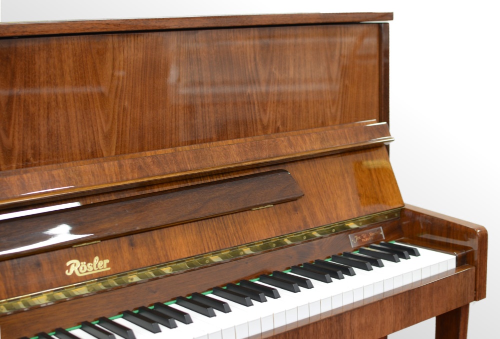 Zánovní piano Rösler 118, ořech lesk se zárukou. Výroba ČR - 4