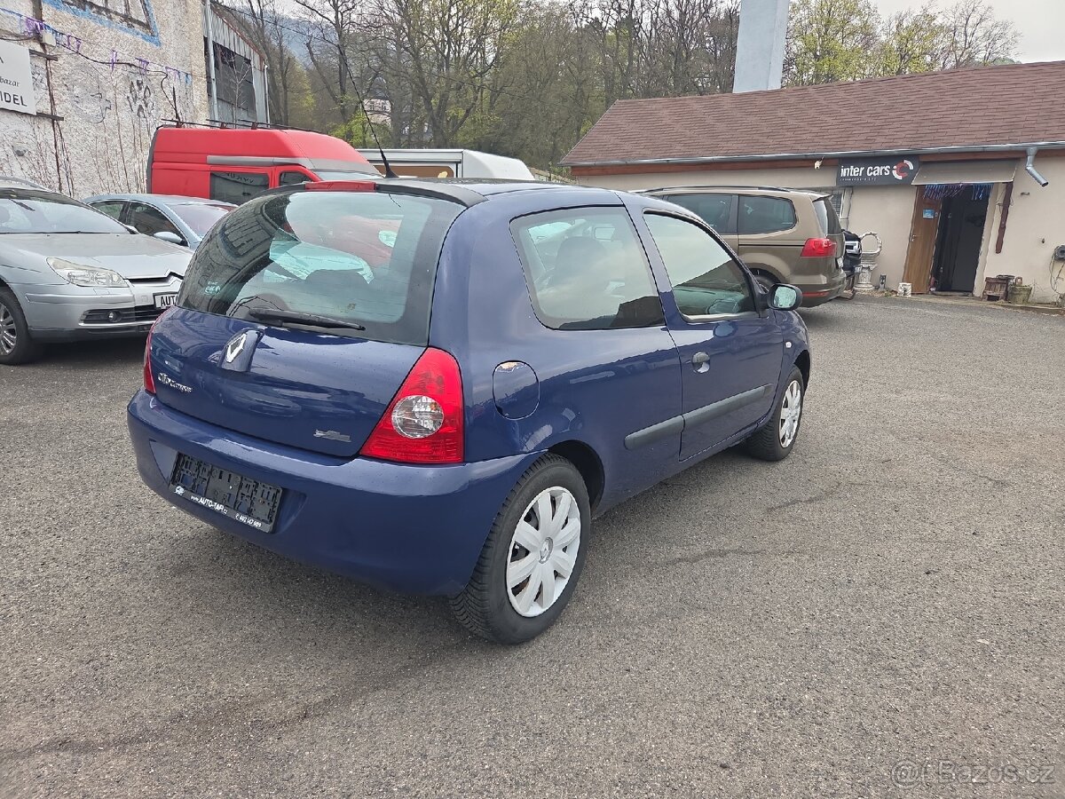 Renault Clio 1.2i - 4