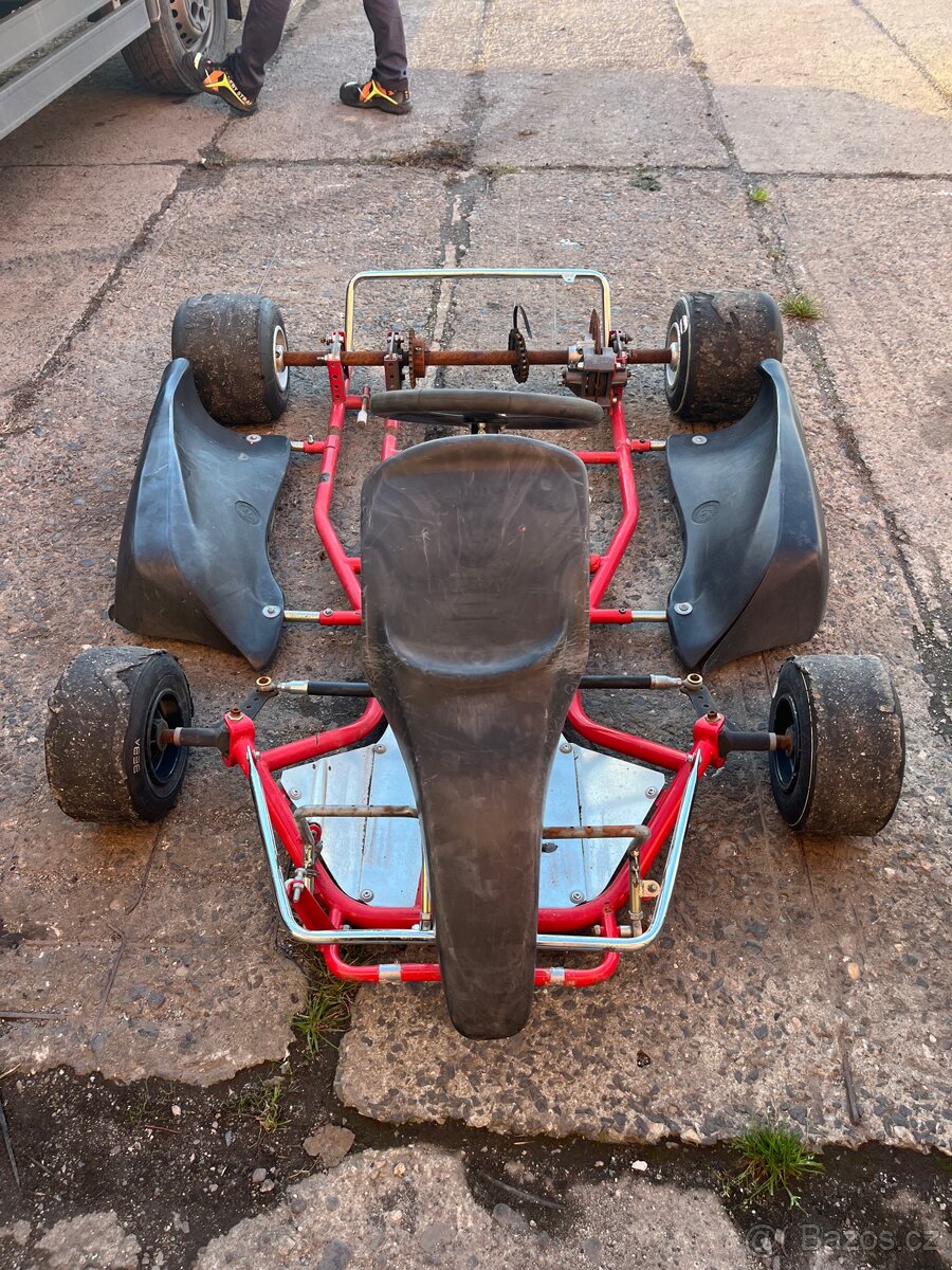 Motokára Mach1 Kart