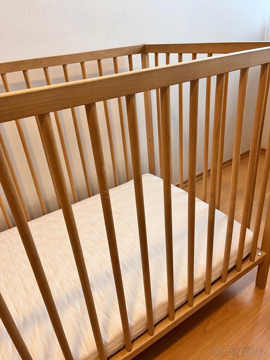 Prodám dětskou postýlku - 4