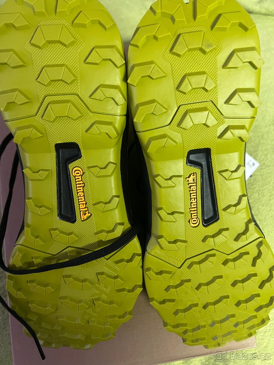 Boty Terrex AX4 membrána UK 10,5 - 29,5 cm nové PC 3.600 Kč - 4