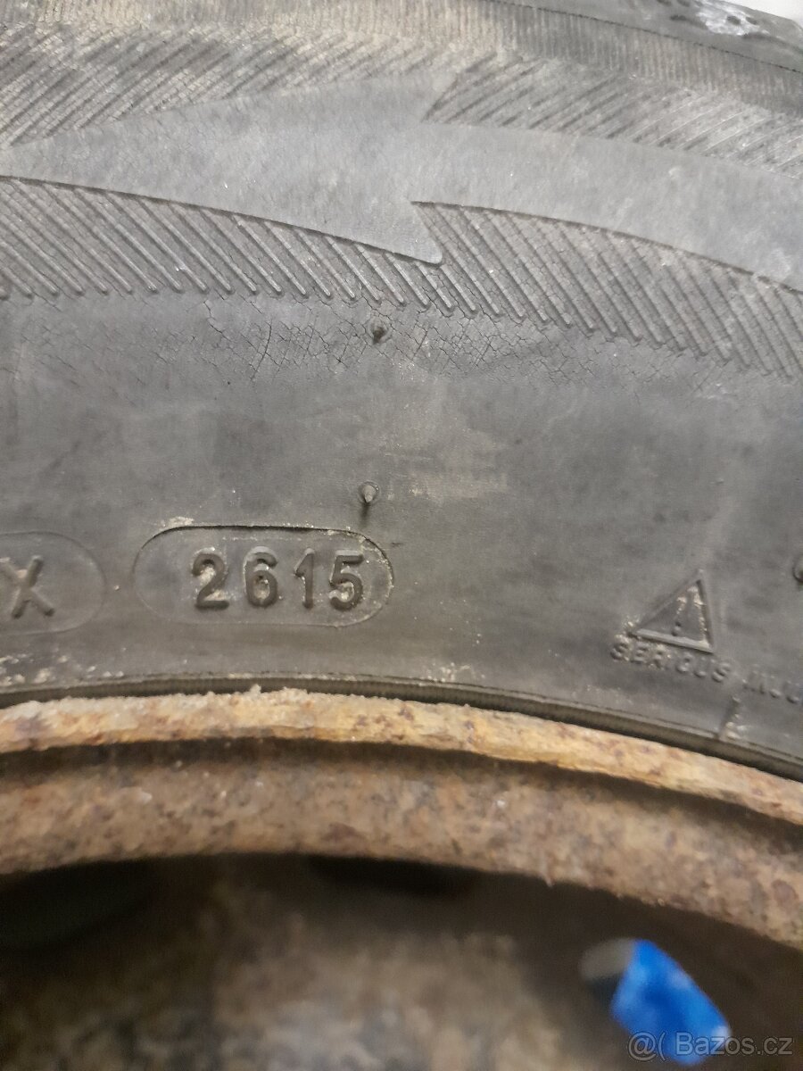 Zimní 195/65 r15 - 4