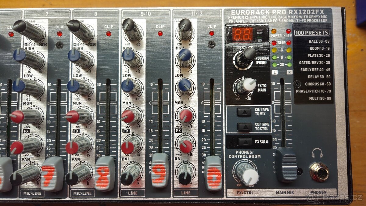 Prodám mix Behringer RX1202FX V2 - 4