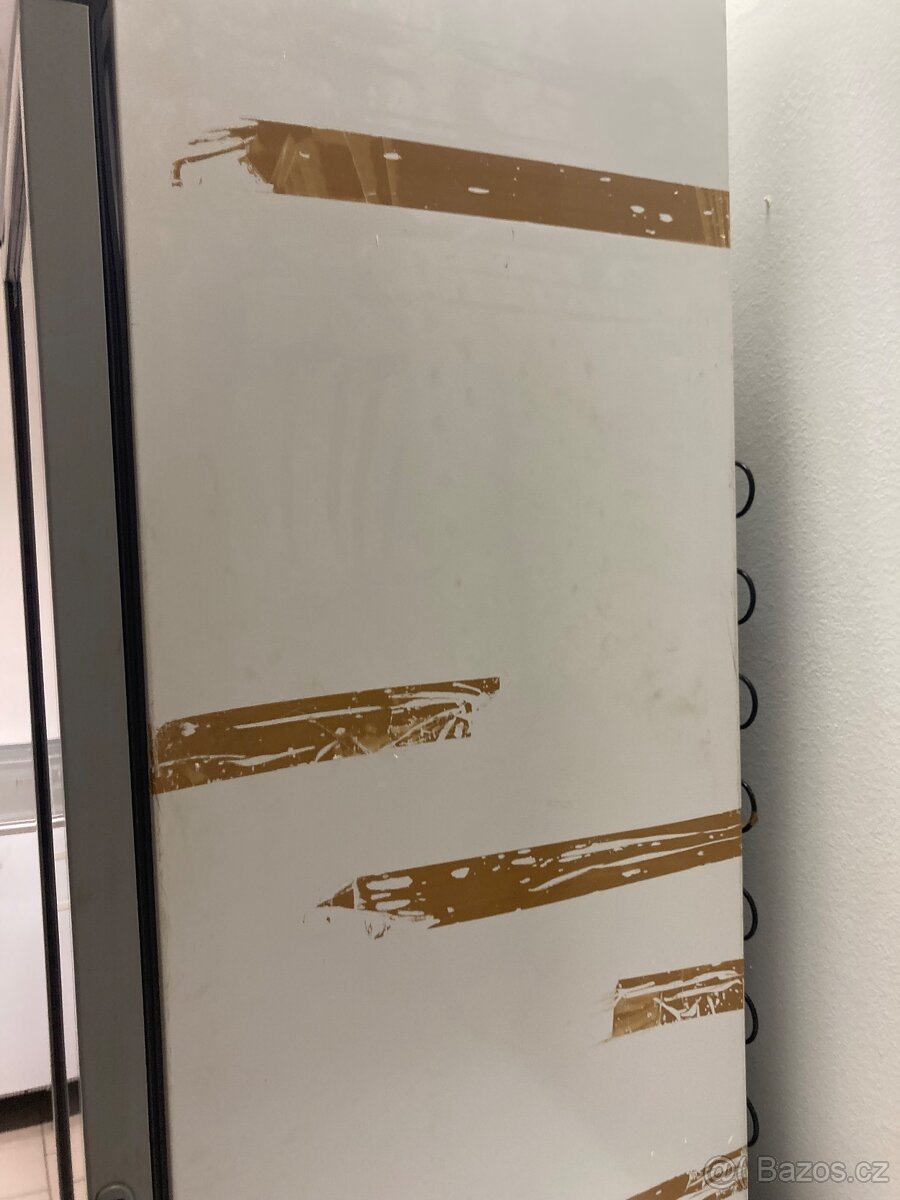 Prosklená lednice - 4