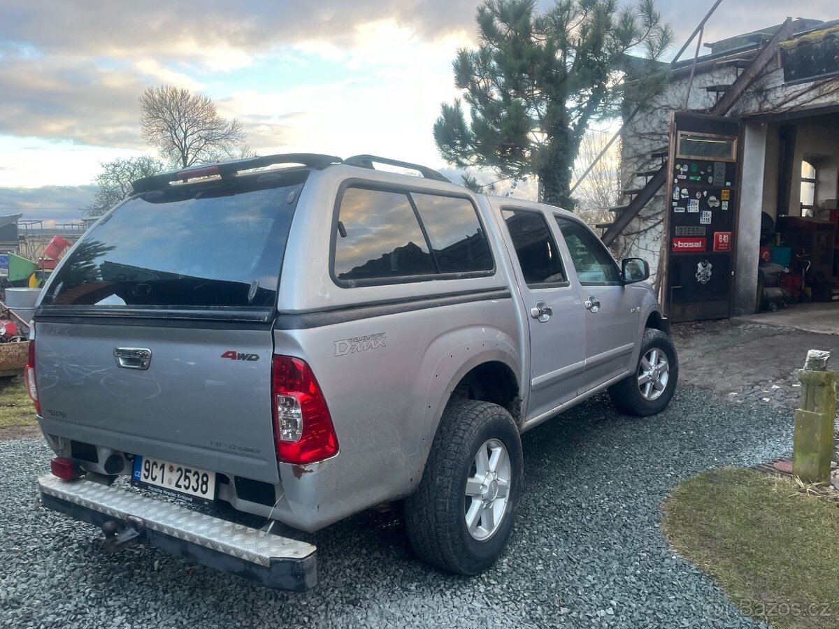 Isuzu D-Max 3.0 TD - 4