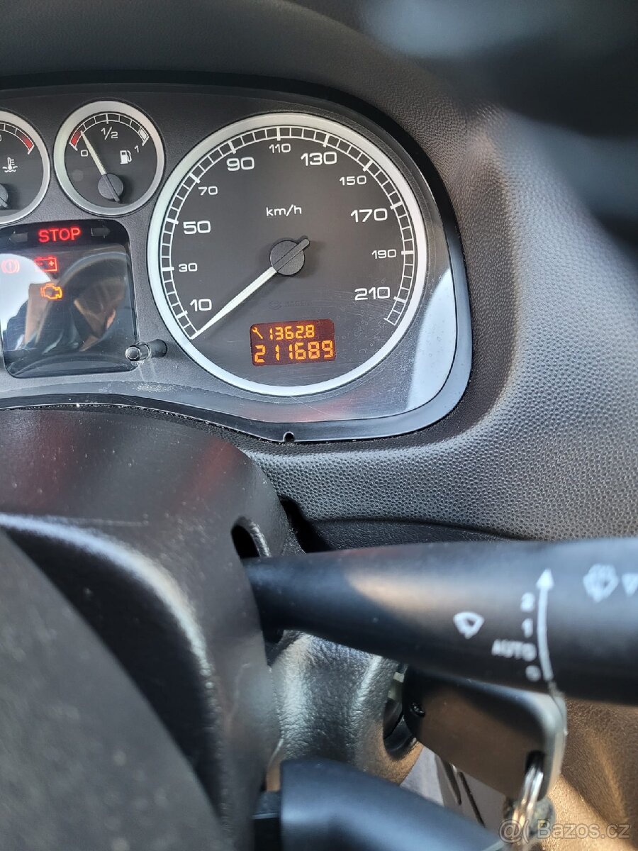 Peugeot 307 - 4