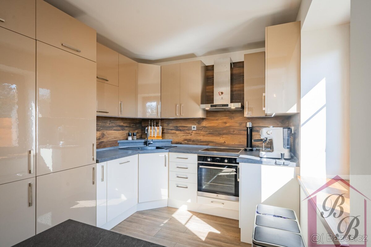 Prodej rodinného domu 6+kk se zahradou, Svijanský Újezd, okr - 4