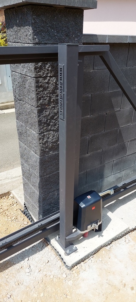 Samonosná brána komplet C60 ECO průjezd až 5m výška až 1,5m - 4