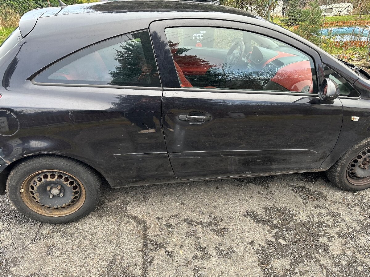 Prodám Opel Corsa 1.2 - 4