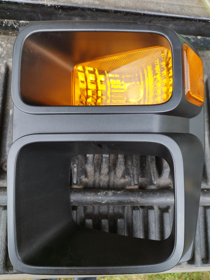 F-350 a F-250 SUPER DUTY Přední kryt světel blinkr - 4