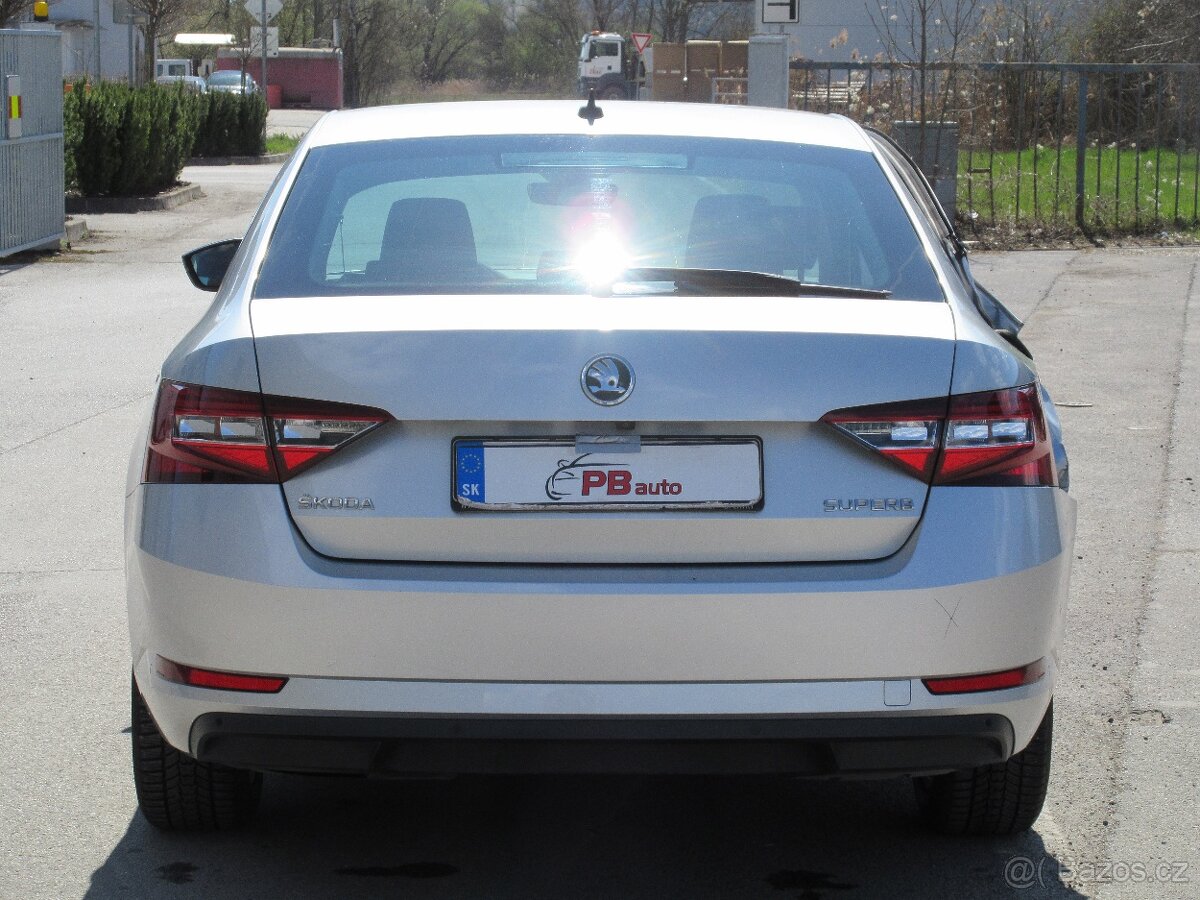 Škoda Superb Style - 4