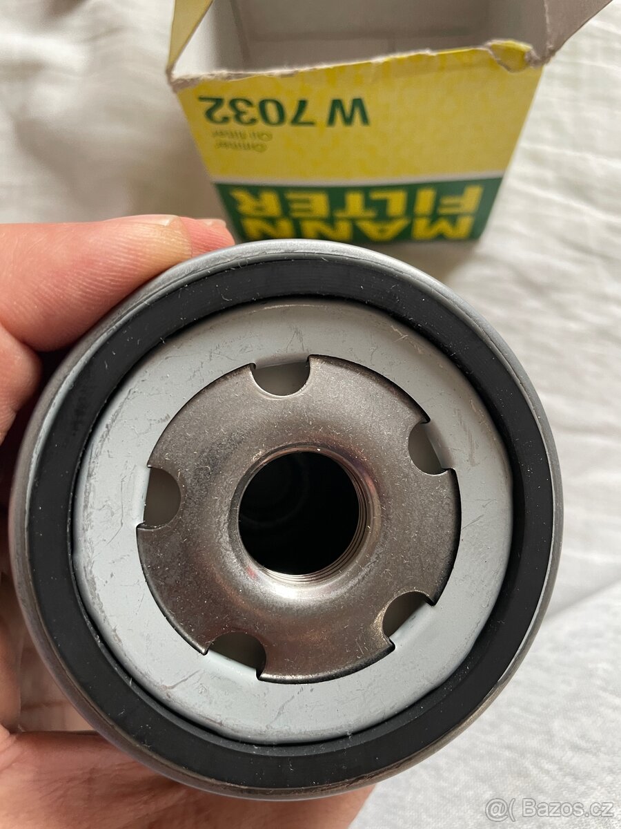MANN-FILTER W 7032 Olejový filtr - 4