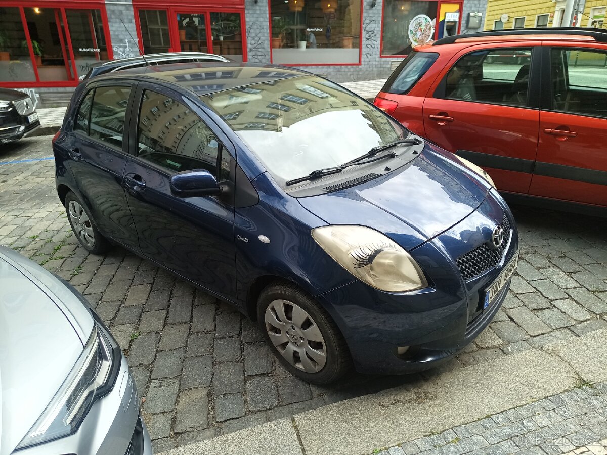 Prodám Toyota Yaris D-4D automat - 4