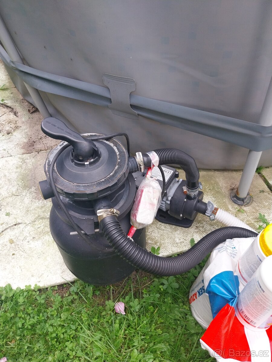 Nadzemní ovalný bazén Bestway komplet s příslušenstvím - 4