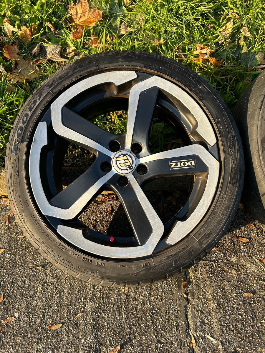 Dotz Hanzo R17 5x100 - 4