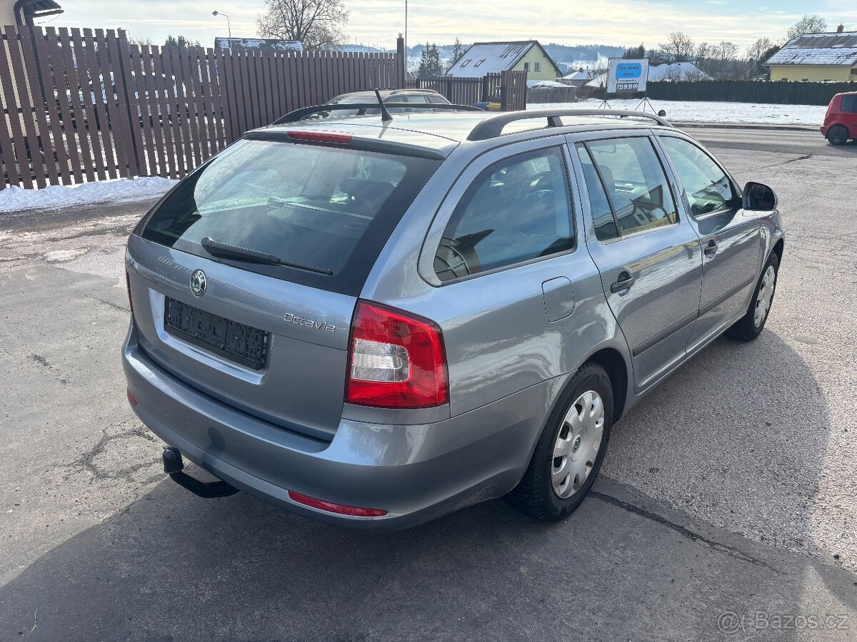 Škoda Octavia 2 facelift, 1.6, 75kw, r. 2013 - 4