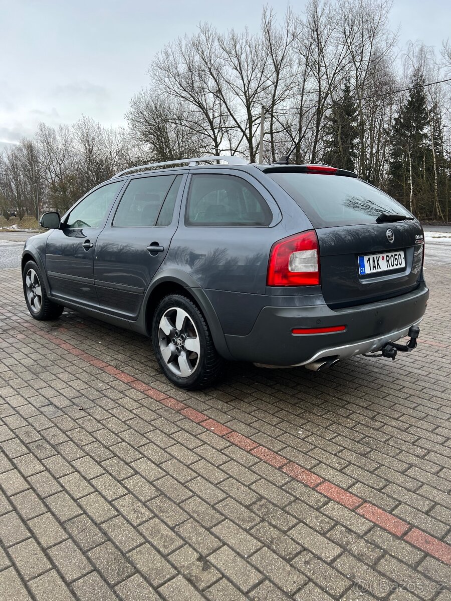 Škoda Octavia 2 Facelift Scout 1.8 TSI 4×4 - 4