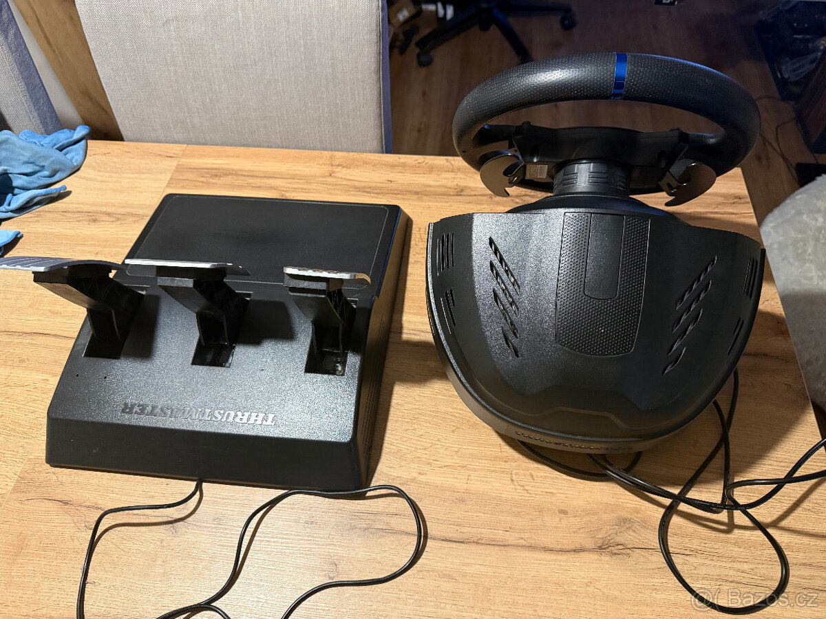 Thrustmaster volant T300 RS GT, s pedály, force feedback - 4