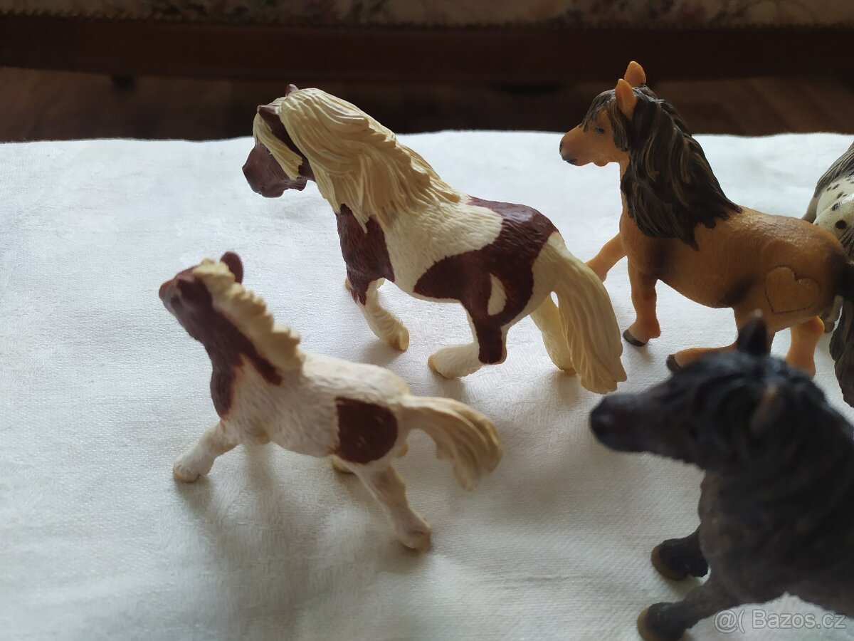 9. Poníci a falabella zn. Schleich - 4